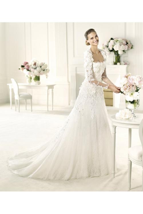 Honorable A-line Long Sleeve Beading Lace Hand Made Flowers Sweep/Brush Train Tulle Wedding Dresses