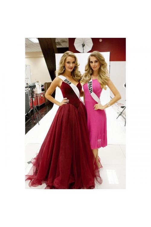  A-line Princess Strapless V-neck Floor-length Long Prom Dress