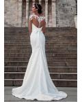 Exquisite Lace Long Sleeve Bodyhug Wedding Dress 