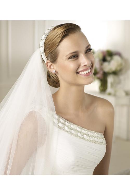 Elegant Sheath/Column One Shoulder Beading Sweep/Brush Train Chiffon Wedding Dresses