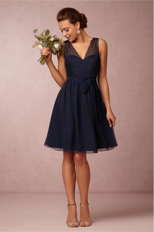 Sleeveless V Neck Knee Length Chiffon Bridesmaid Dress 