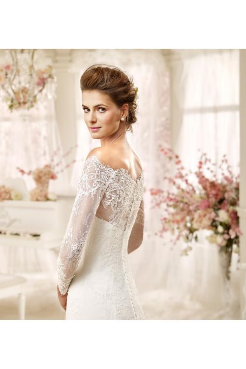 Elegant Off the Shoulder Long Sleeved Lace Detail TulleTrumpet Wedding Dress 