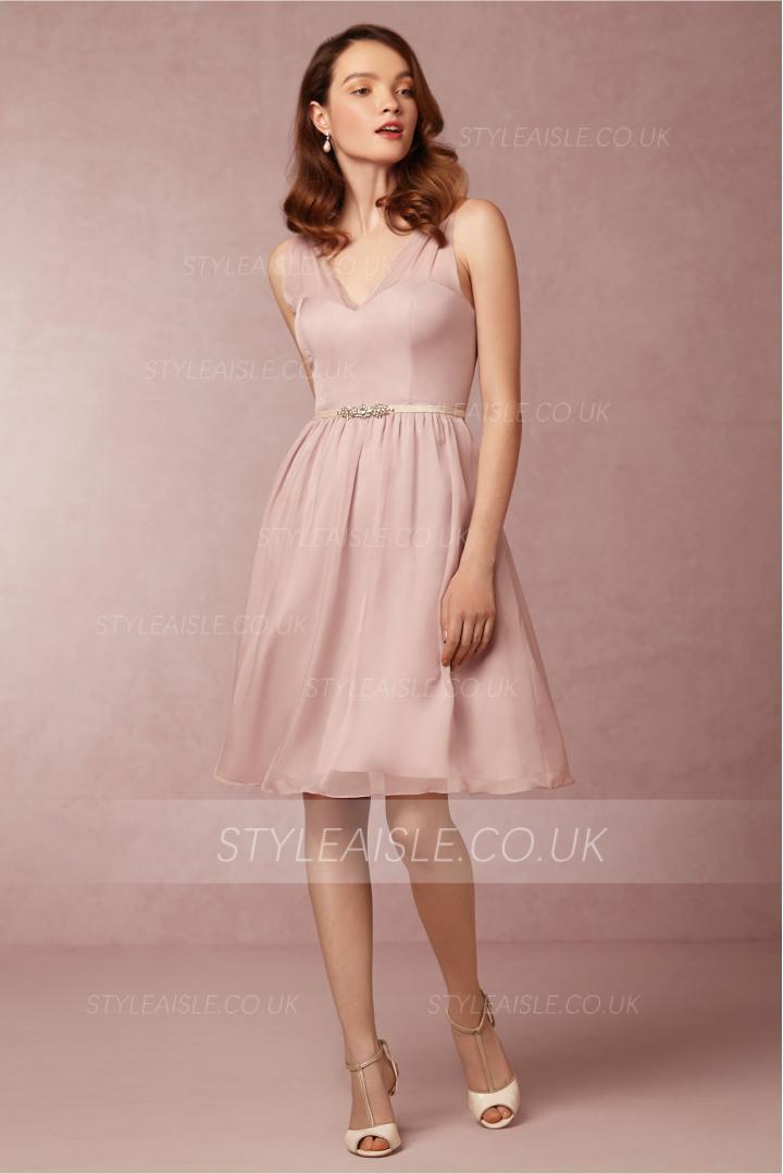 Sleeveless Dusty Pink Chiffon Knee Length Bridesmaid Dress with Crystal Ribon 